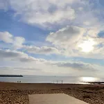 Maison 6 Pers Terrasse Et A 3km *